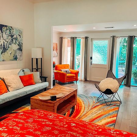 Cozy Guest House Studio Apartment グリーンズボロ エクステリア 写真